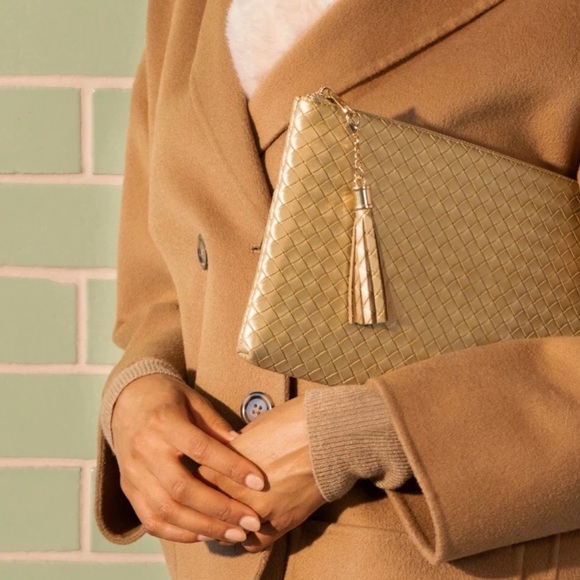 VIRGINA WOLF Mimi Woven Clutch NWT - Picture 6 of 8